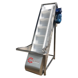 O sistema utiliza um elevador talisca modular, o que amplia sua flexibilidade de aplicação. Assim, o equipamento se adapta a cada processo com facilidade. Por isso, ele atende setores de frutas, legumes, verduras, grãos, congelados, carnes, laticínios e outros.